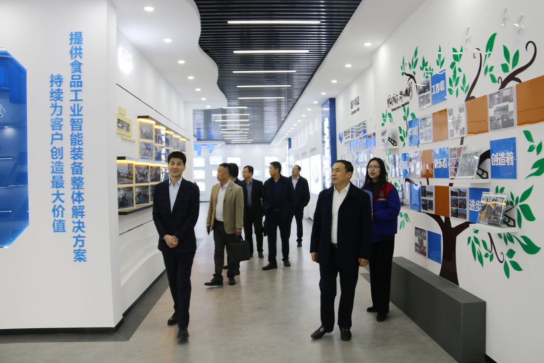 山東理工大學(xué)黨委常委、副校長陳靖一行蒞臨銳智開展走訪調(diào)研活動